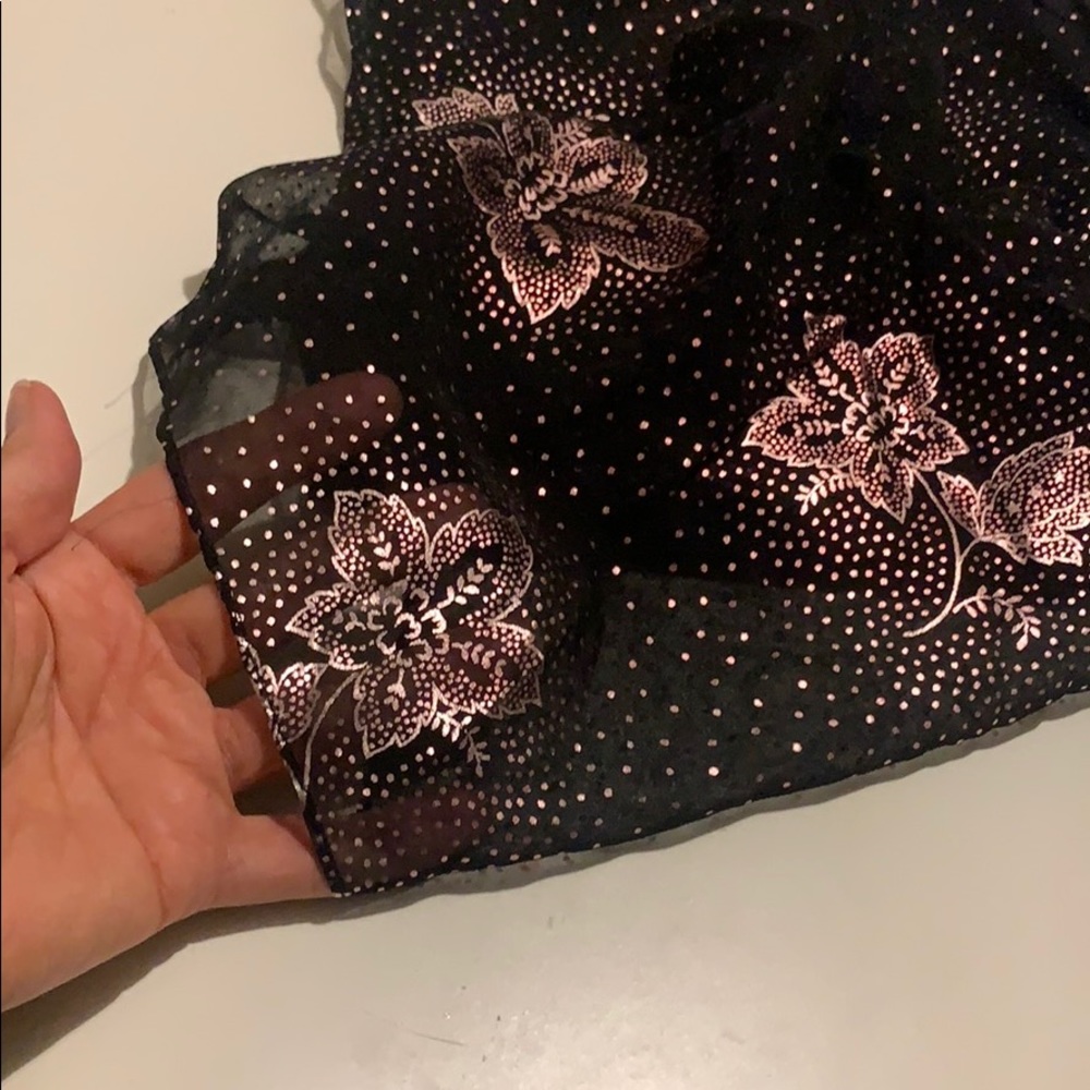 Vintage Scarf - Picture 2 of 4